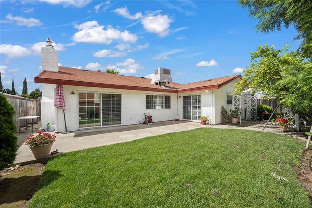 7018 Checkerbloom Way, Citrus Heights, CA 95610