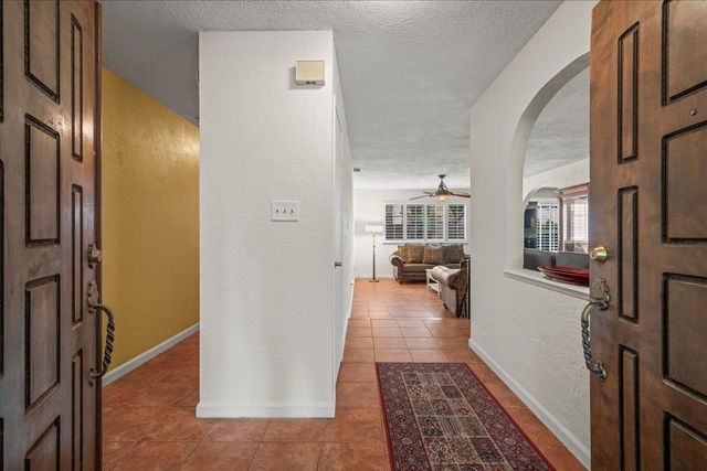 7018 Checkerbloom Way, Citrus Heights, CA 95610