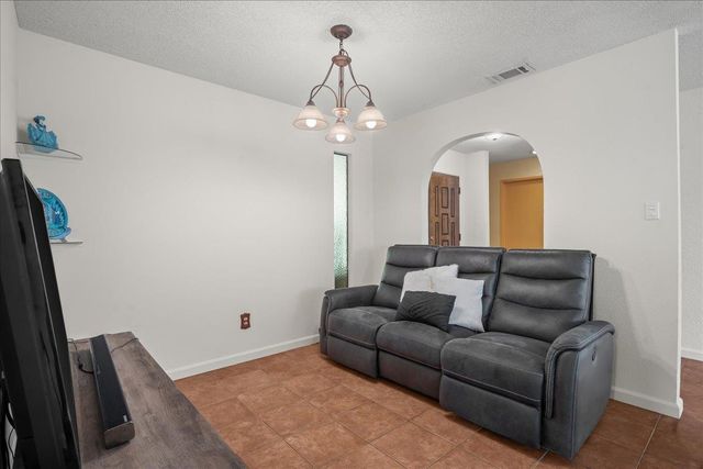 7018 Checkerbloom Way, Citrus Heights, CA 95610