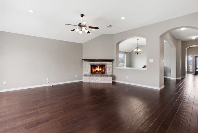 1029 Destrehan Court, Burleson, TX 76028