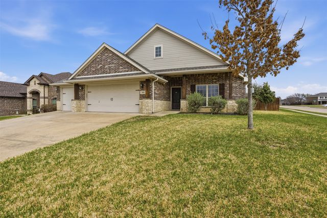 1029 Destrehan Court, Burleson, TX 76028