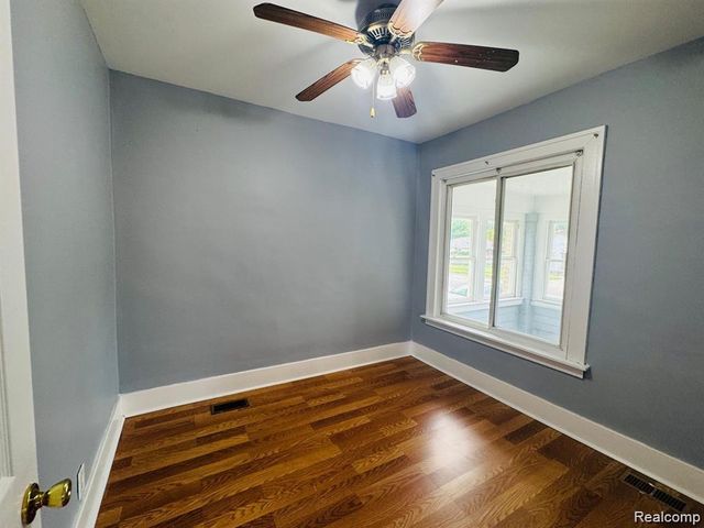 14644 Stephens Drive, Eastpointe, MI 48021