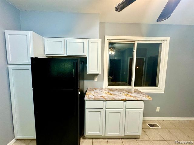 14644 Stephens Drive, Eastpointe, MI 48021