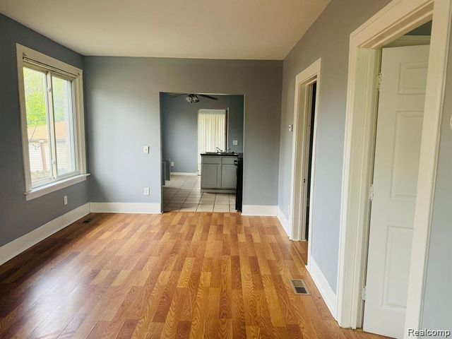 14644 Stephens Drive, Eastpointe, MI 48021