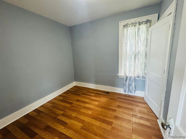 14644 Stephens Drive, Eastpointe, MI 48021