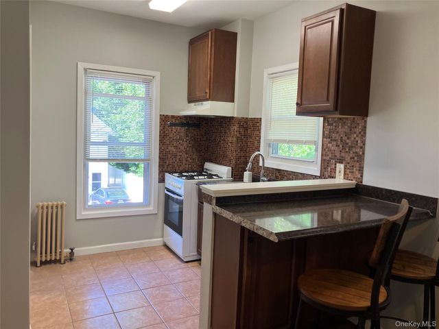 7 Dewey Street Dewey Street 4, Huntington, NY 11743