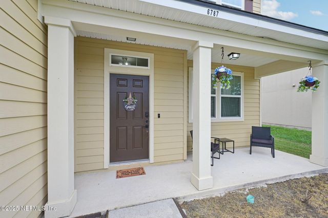 6787 SANDLE Drive, Jacksonville, FL 32219