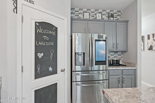 6787 SANDLE Drive, Jacksonville, FL 32219