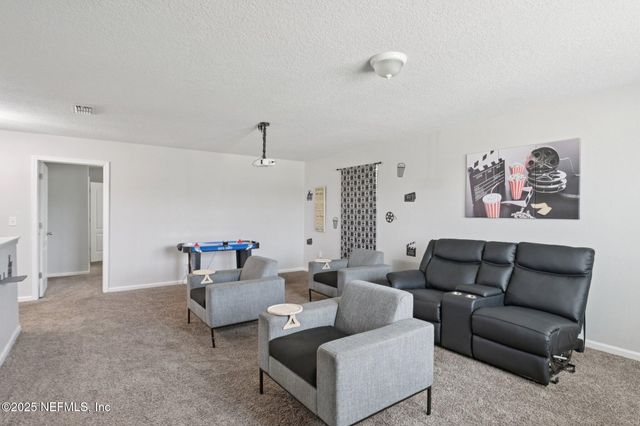 6787 SANDLE Drive, Jacksonville, FL 32219