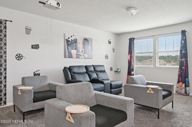 6787 SANDLE Drive, Jacksonville, FL 32219