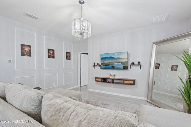 6787 SANDLE Drive, Jacksonville, FL 32219