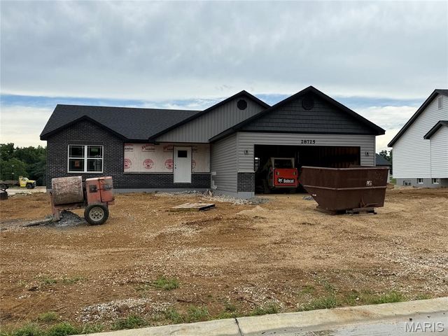 28725 Woodland Heights Drive, Warrenton, MO 63383