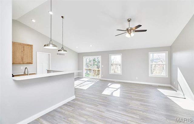 28725 Woodland Heights Drive, Warrenton, MO 63383