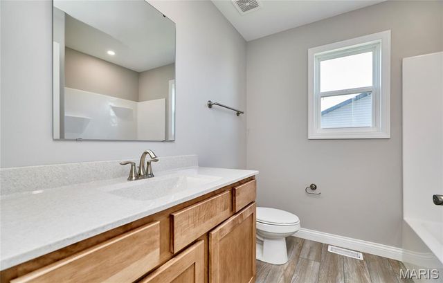 28725 Woodland Heights Drive, Warrenton, MO 63383