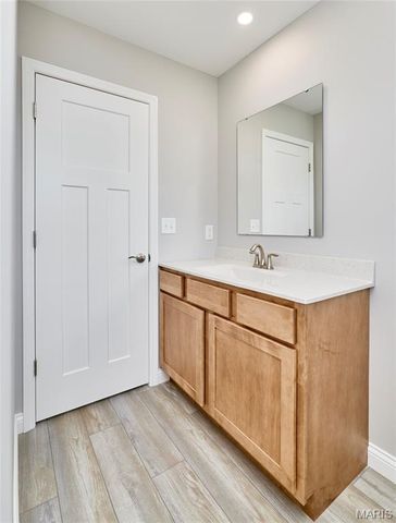28725 Woodland Heights Drive, Warrenton, MO 63383