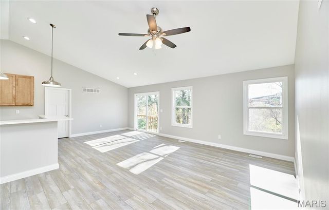 28725 Woodland Heights Drive, Warrenton, MO 63383