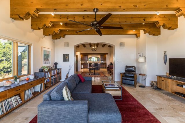 5 Montana Court, Santa Fe, NM 87508