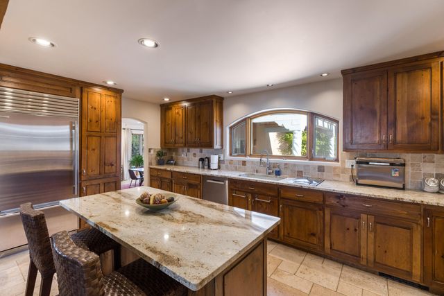 5 Montana Court, Santa Fe, NM 87508