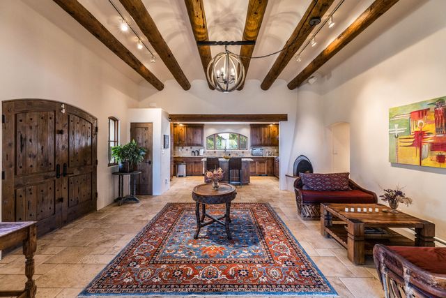 5 Montana Court, Santa Fe, NM 87508