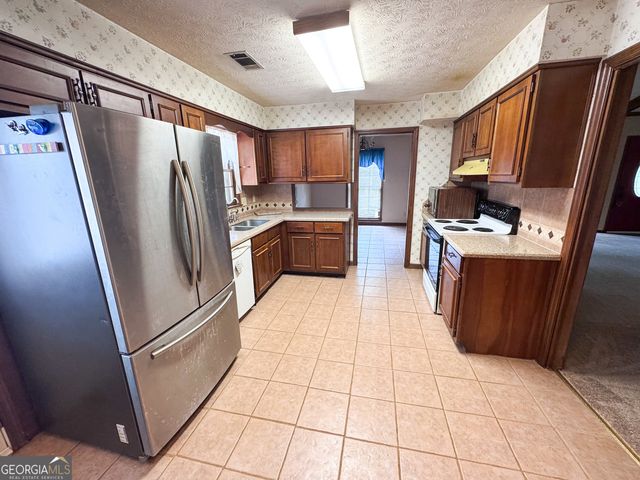 123 Hazel Way, Lagrange, GA 30241