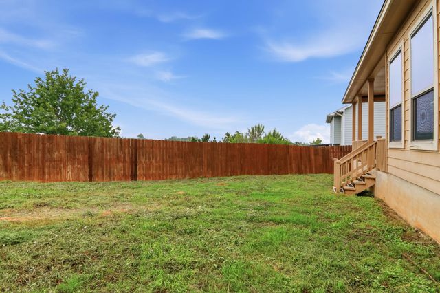 173 Kipahulu DR, Bastrop, TX 78602