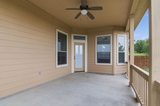173 Kipahulu DR, Bastrop, TX 78602