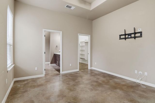 173 Kipahulu DR, Bastrop, TX 78602