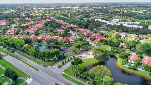 21700 Club Villa Terrace, Boca Raton, FL 33433