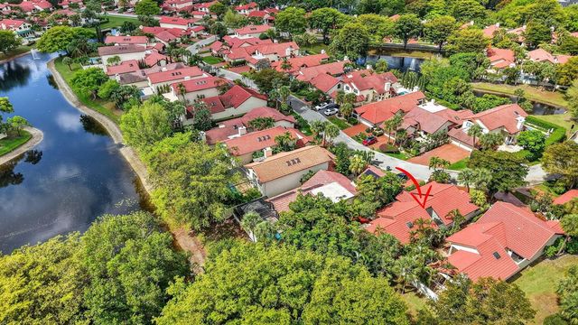 21700 Club Villa Terrace, Boca Raton, FL 33433