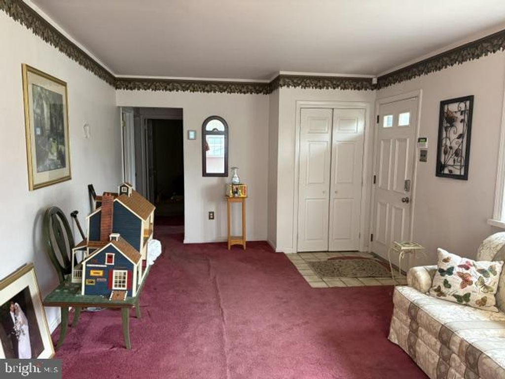 420 WINDSOR DR, Bellmawr, NJ 08031 — photo 5