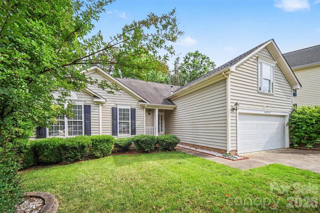 10026 Dauphine Drive, Charlotte, NC 28216