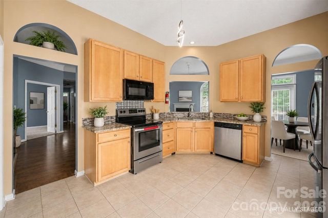 10026 Dauphine Drive, Charlotte, NC 28216