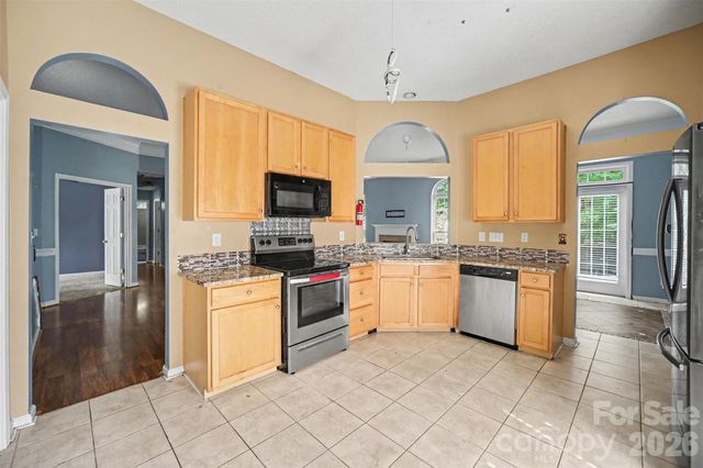 10026 Dauphine Drive, Charlotte, NC 28216