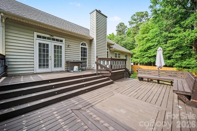 10026 Dauphine Drive, Charlotte, NC 28216