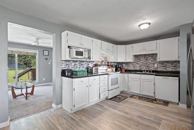 424 E CLEARVIEW DR, Columbia, MO 65202