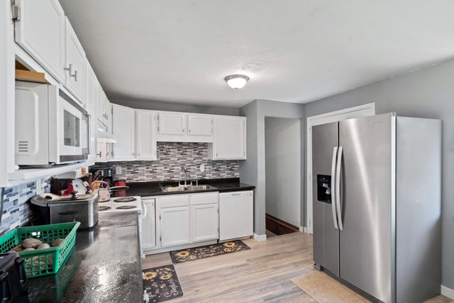 424 E CLEARVIEW DR, Columbia, MO 65202