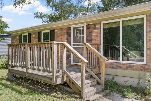 424 E CLEARVIEW DR, Columbia, MO 65202
