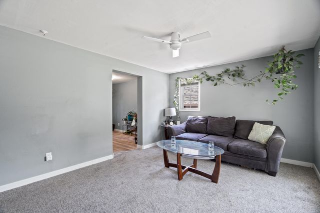 424 E CLEARVIEW DR, Columbia, MO 65202