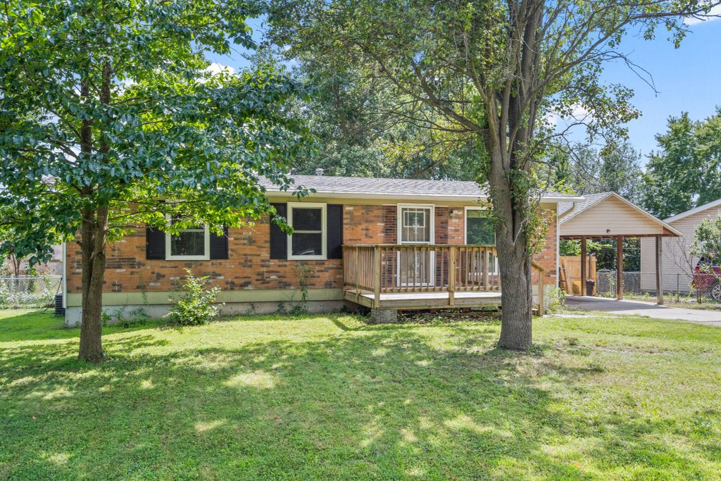424 E CLEARVIEW DR, Columbia, MO 65202