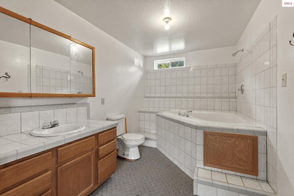 1791 Pup Paw Trail, Priest River, ID 83856 photo 16