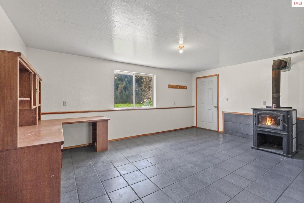 1791 Pup Paw Trail, Priest River, ID 83856 photo 18