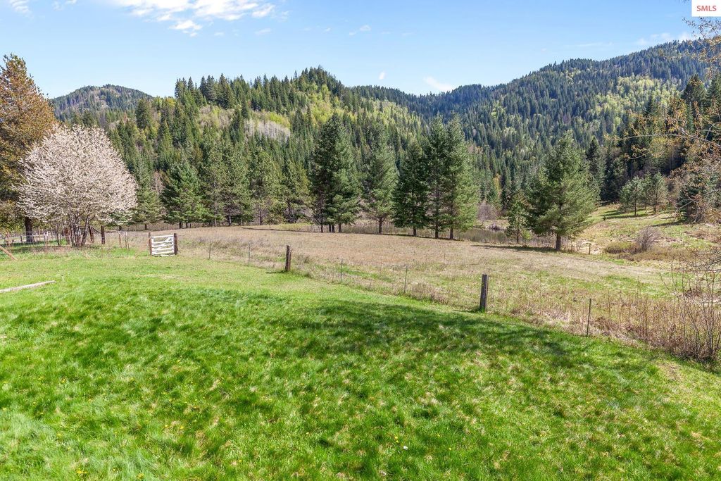 1791 Pup Paw Trail, Priest River, ID 83856 photo 23