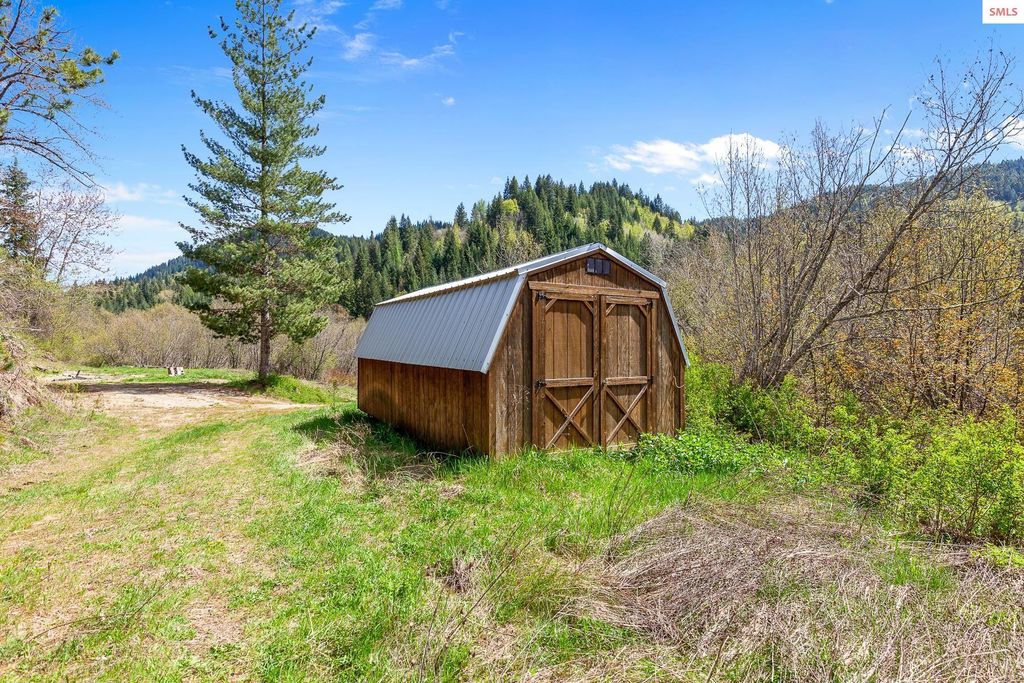 1791 Pup Paw Trail, Priest River, ID 83856 photo 31
