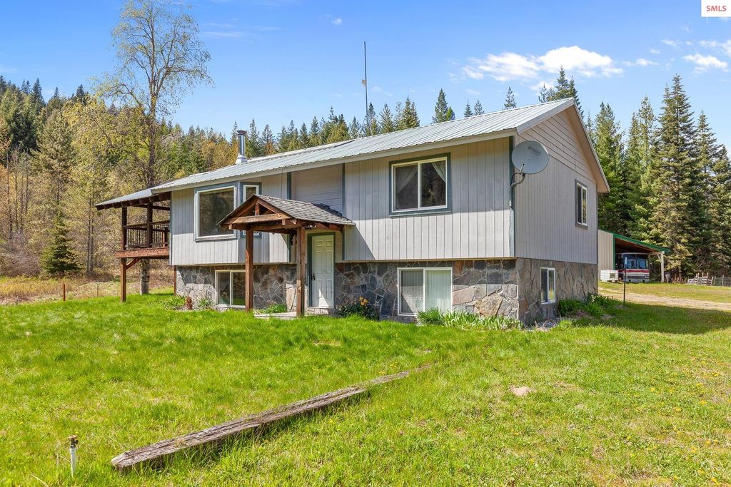 1791 Pup Paw Trail, Priest River, ID 83856 photo 4