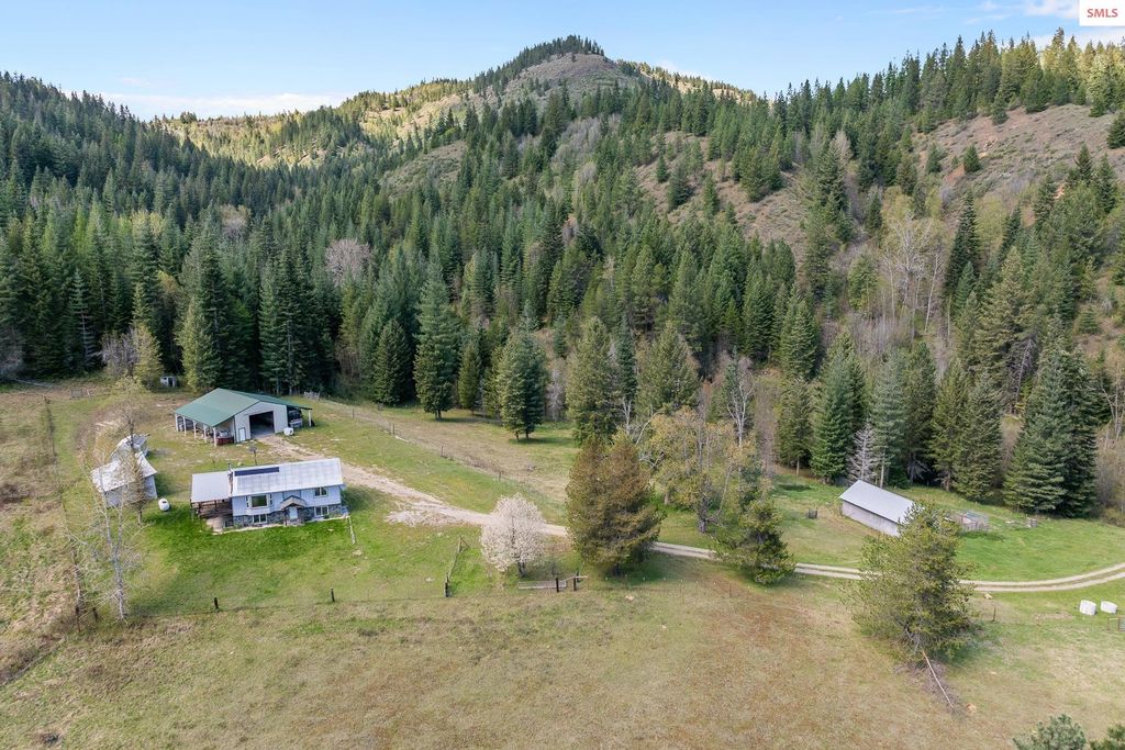 1791 Pup Paw Trail, Priest River, ID 83856 photo 45