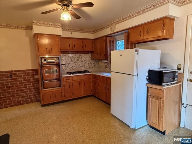 20 Emerson Road, Westwood, NJ 07675