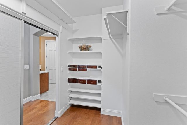 2878 E Omaha Ave, Fresno, CA 93720