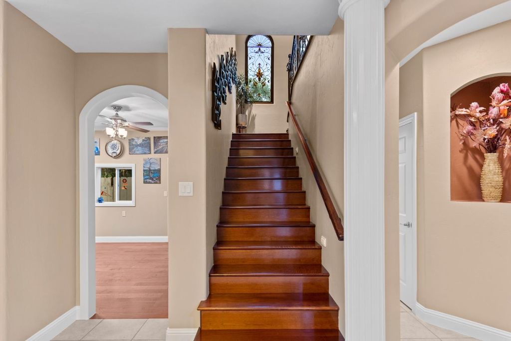 Image 20 of property listing at 2878 E Omaha Ave, Fresno, CA 93720