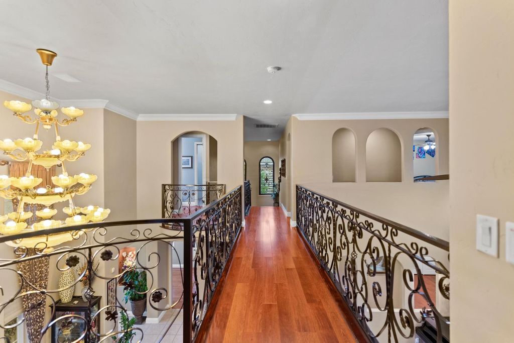 Image 23 of property listing at 2878 E Omaha Ave, Fresno, CA 93720