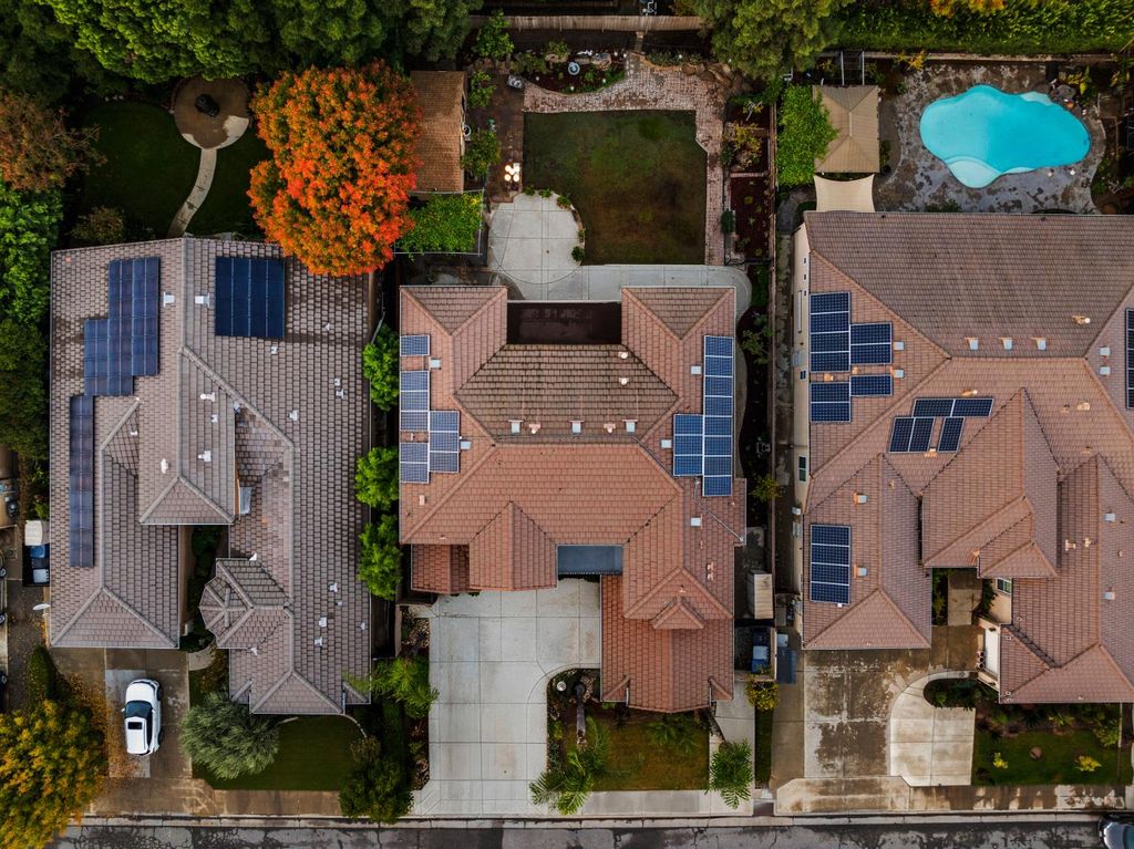 Image 46 of property listing at 2878 E Omaha Ave, Fresno, CA 93720